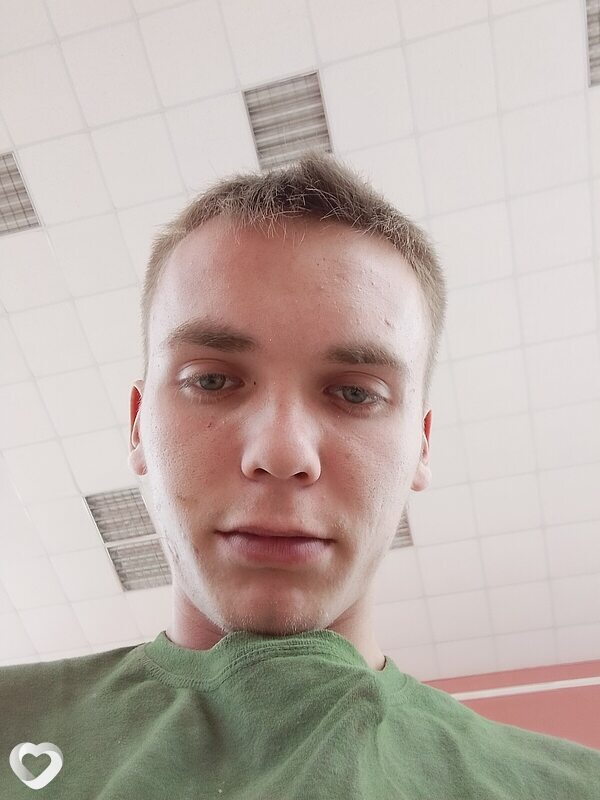 Максим, 23, Гулькевичах — анкета №2303228