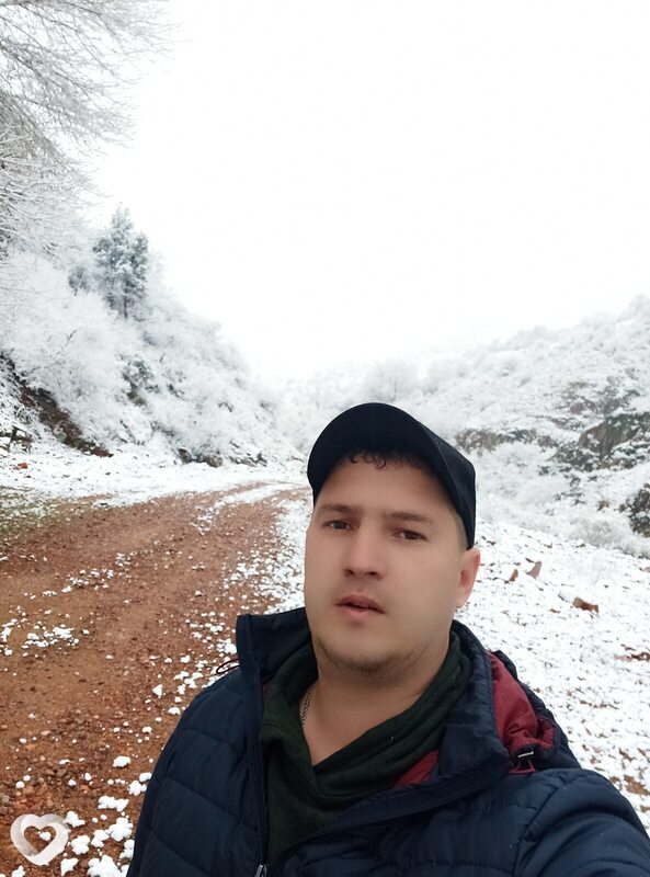 Maximka, Ангрен