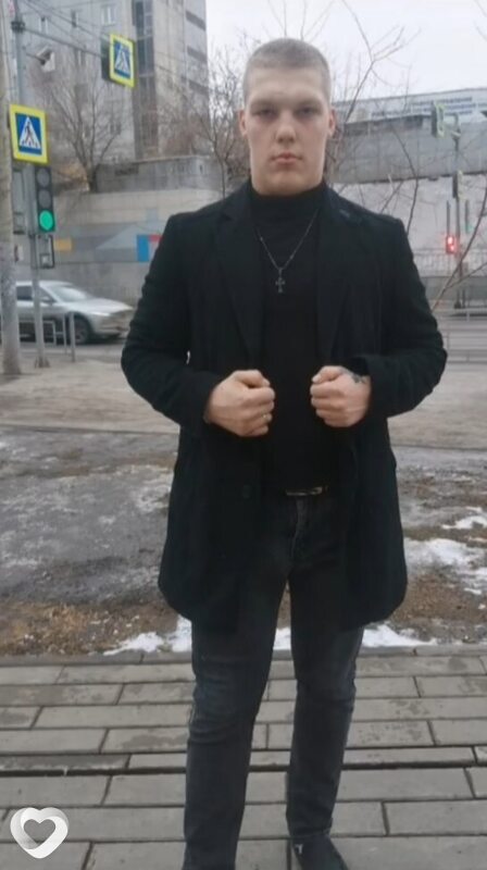 Александр, 25, Красноярске — анкета №2304945