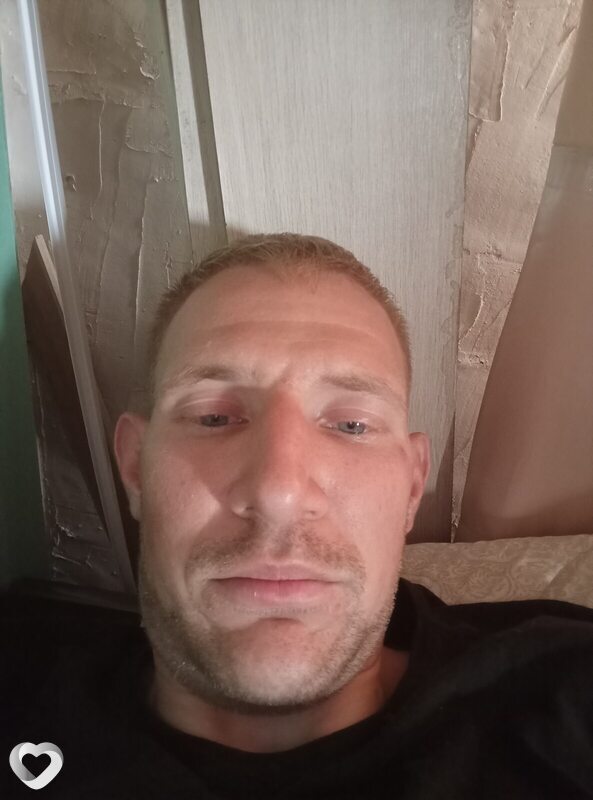 Алексей, 25, Минусинске — анкета №2305058