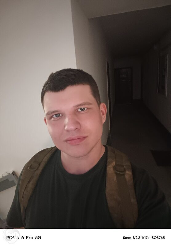 Дима, 22, Новоалтайске — анкета №2305208