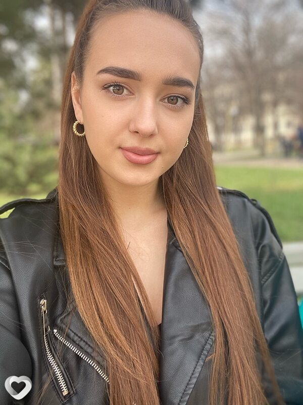 Виктория, 25, Ростове-на-Дону — анкета №2305302