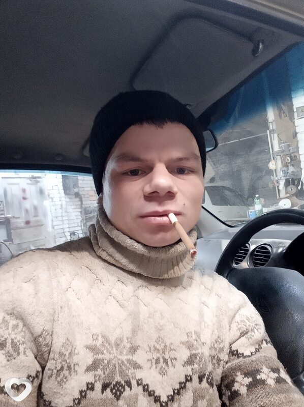 Александр, 27, Томске — анкета №2306445