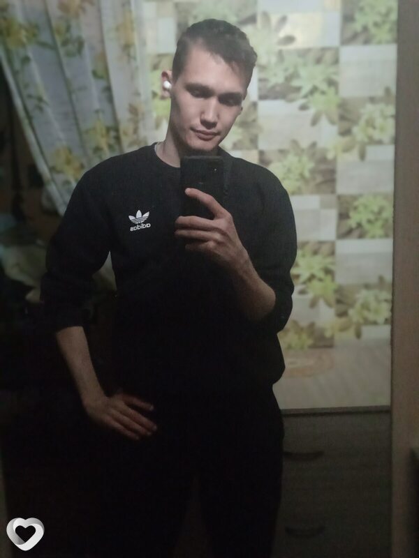 Андрей, 22, Москве — анкета №2306091