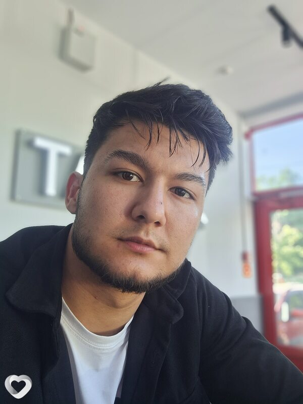 Иван, 27, Казани — анкета №2305926