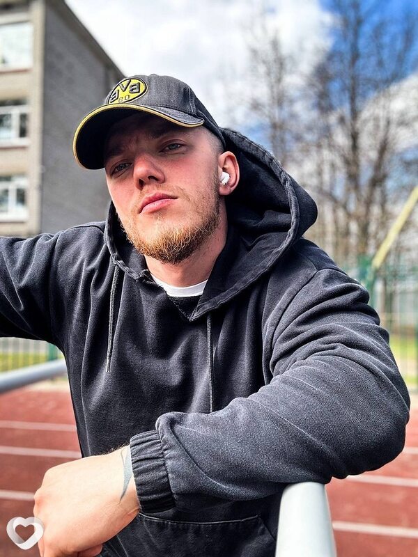 Роман, 24, Воронеже — анкета №2305980