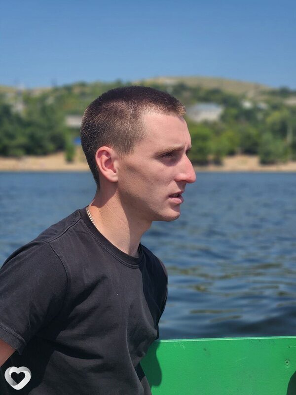 Александр, 26, Вольске — анкета №2306360