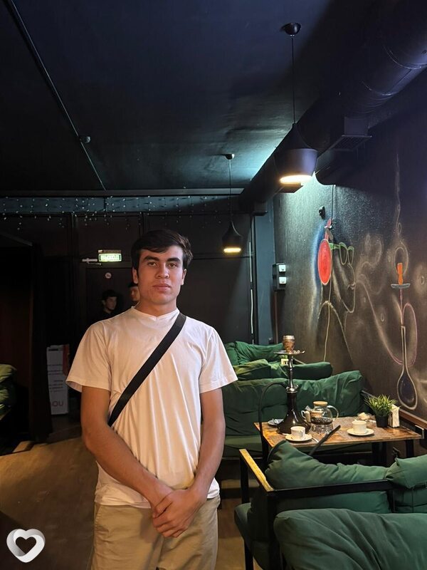 Рашид, 21, Череповце — анкета №2306490