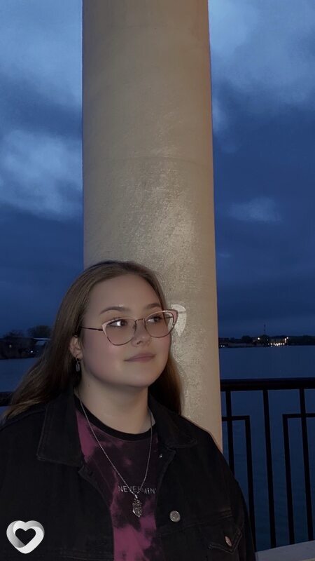 Алина, 21, Рыбинске — анкета №2306463