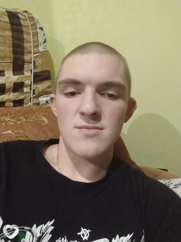 Женя, 21, Слониме — анкета №2306473