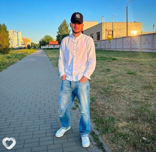Павел, 24, Бобруйске — анкета №2307319