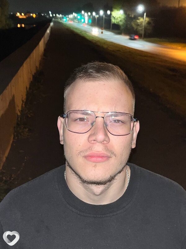 Натанель, 22, Москве — анкета №2307583