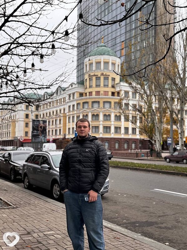 Витя, 26, Донецке — анкета №2307616