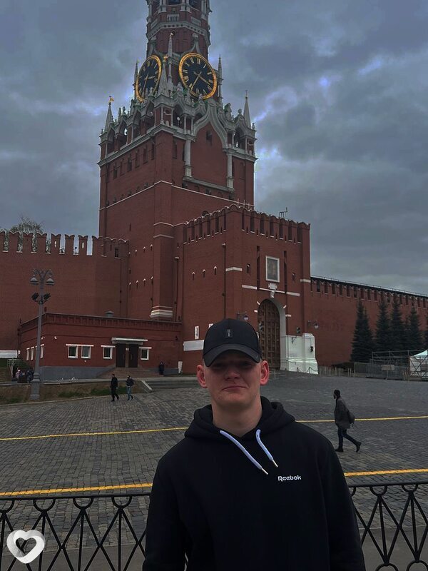 Данила, 21, Москве — анкета №2307913