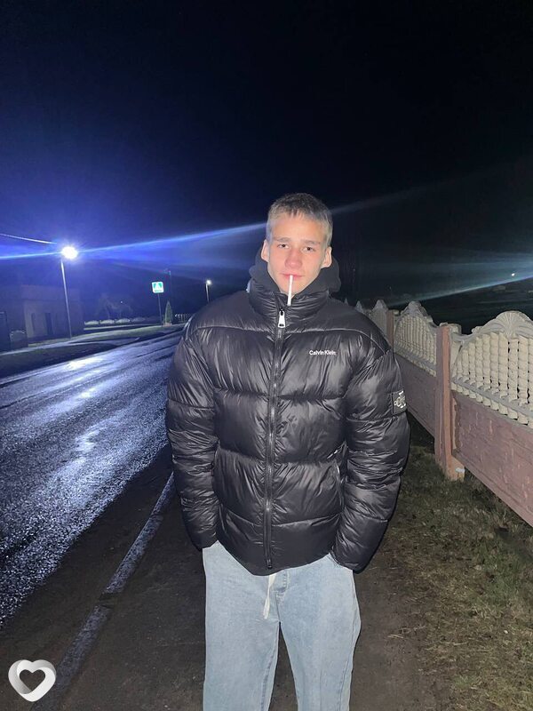 Артем, 20, Гродно — анкета №2308465