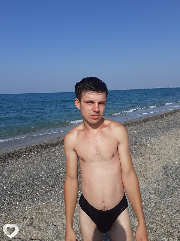 Энвер, 21, Саках — анкета №2308578