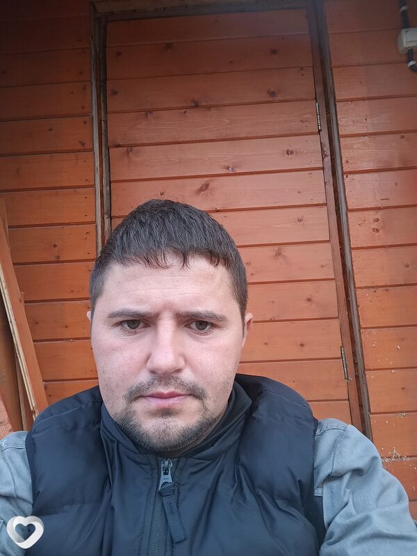 Артём, 39, Череповце — анкета №2308597