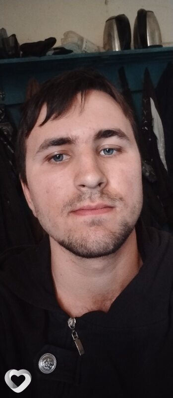 Евген, 23, Краснодоне — анкета №2308870