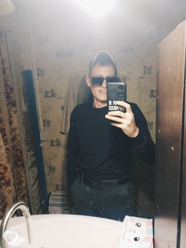 Артем, 24, Иркутске — анкета №2308932