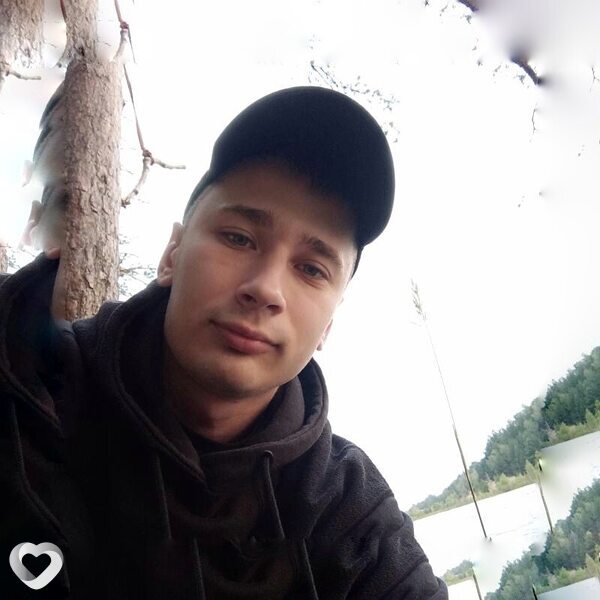 Паша, 25, Дзержинском — анкета №2309415