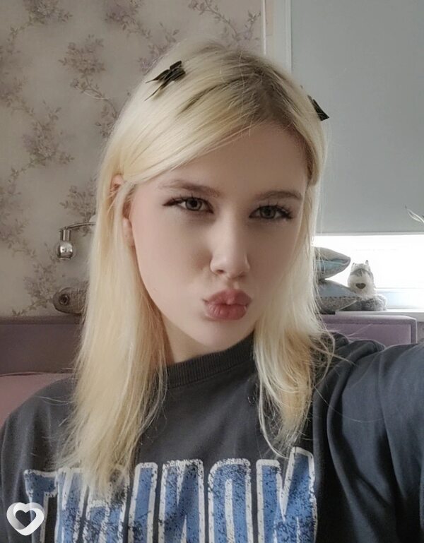 Ксения, 20, Москве — анкета №2309920