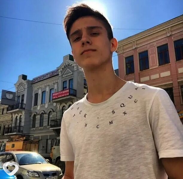Амир, 19, Казани — анкета №2309925