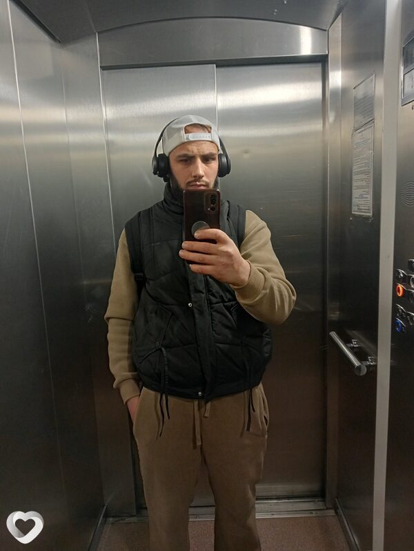 Эрик, 30, Москве — анкета №2310127