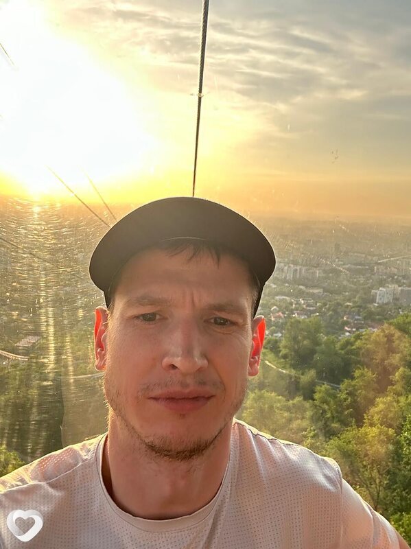 Юрий, 36, Астане — анкета №2310472
