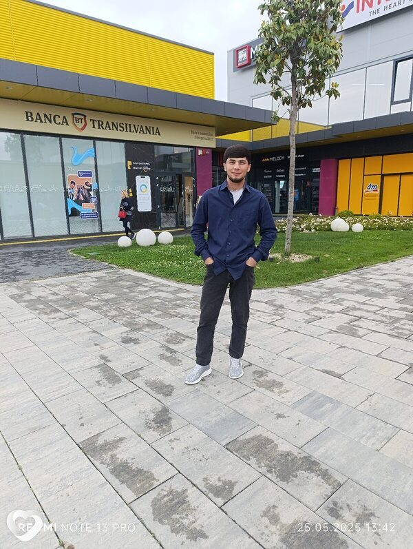 Amir, București