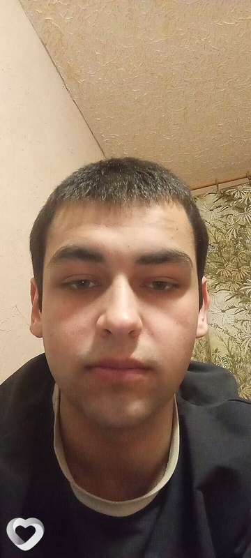 Евгений, 19, Калинковичах — анкета №2310875