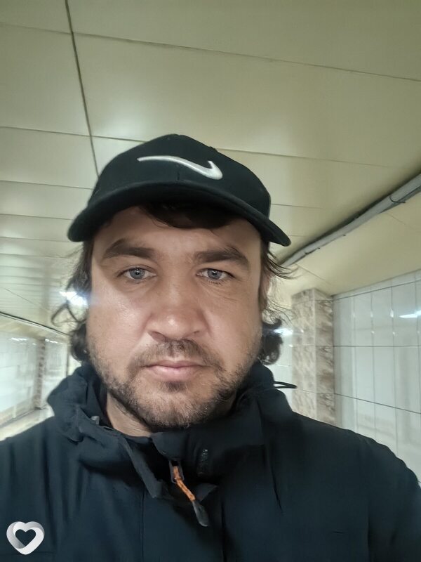 Максим, 41, Кисловодске — анкета №2311015