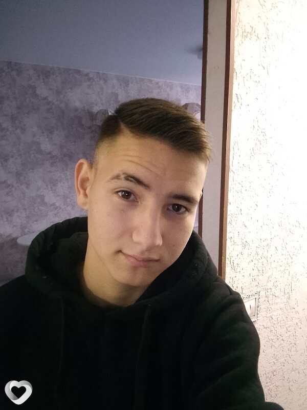 Роман, 19, Ростове-на-Дону — анкета №2311145