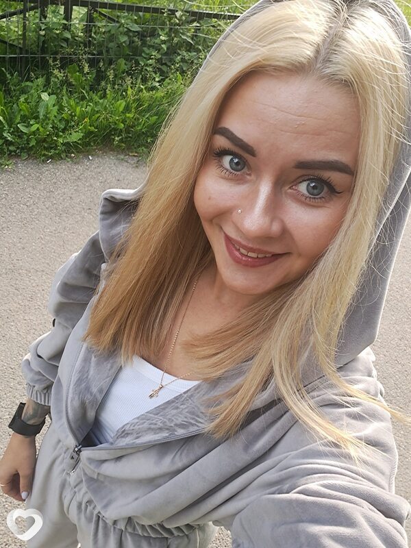 Карина, 35, Санкт-Петербурге — анкета №2311359