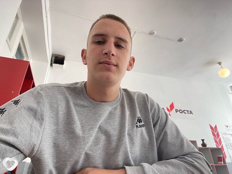 Никита, 21, Адлер — анкета №2311677