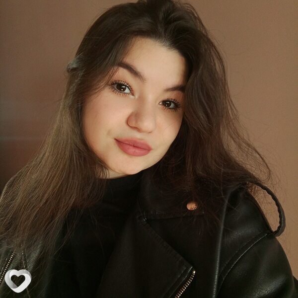 Валерия, 21, Омске — анкета №2312518