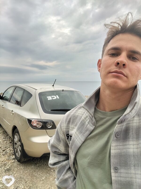 Иван, 27, Абинске — анкета №2312666