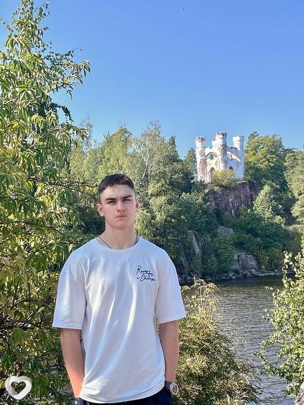Денис, 22, Санкт-Петербурге — анкета №2313443