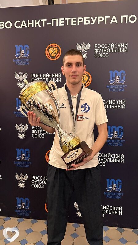 Илья, 21, Москве — анкета №2313462