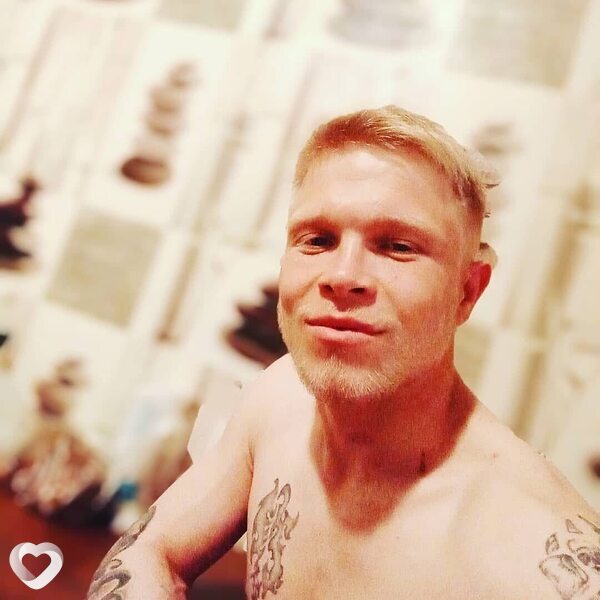 Артем, 29, Павлограде — анкета №2313370