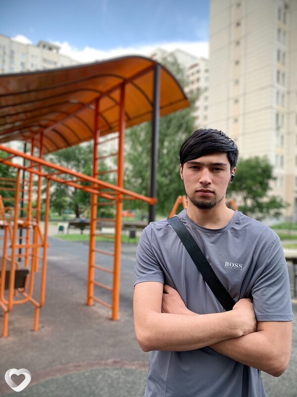 Абдуллох, 22, Москве — анкета №2313660