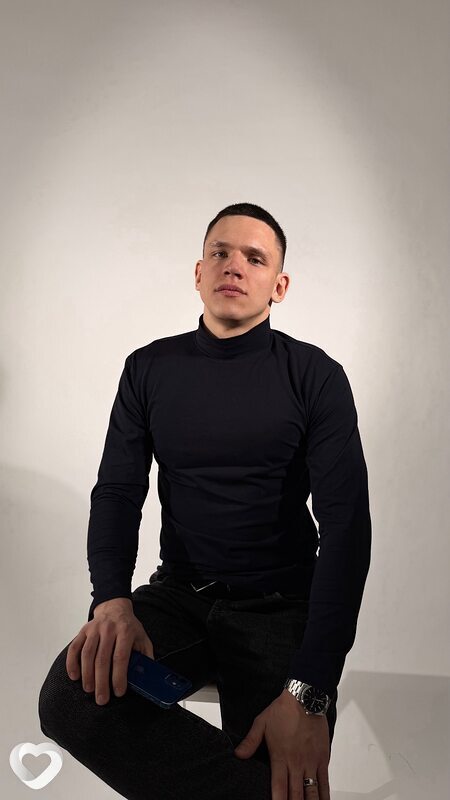 Максим, 25, Тюмени — анкета №2313501