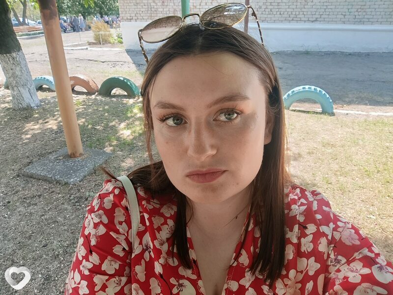 Анна, 21, Свердловске — анкета №2313636