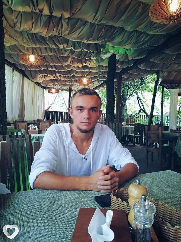 Александр, 20, Орске — анкета №2314316