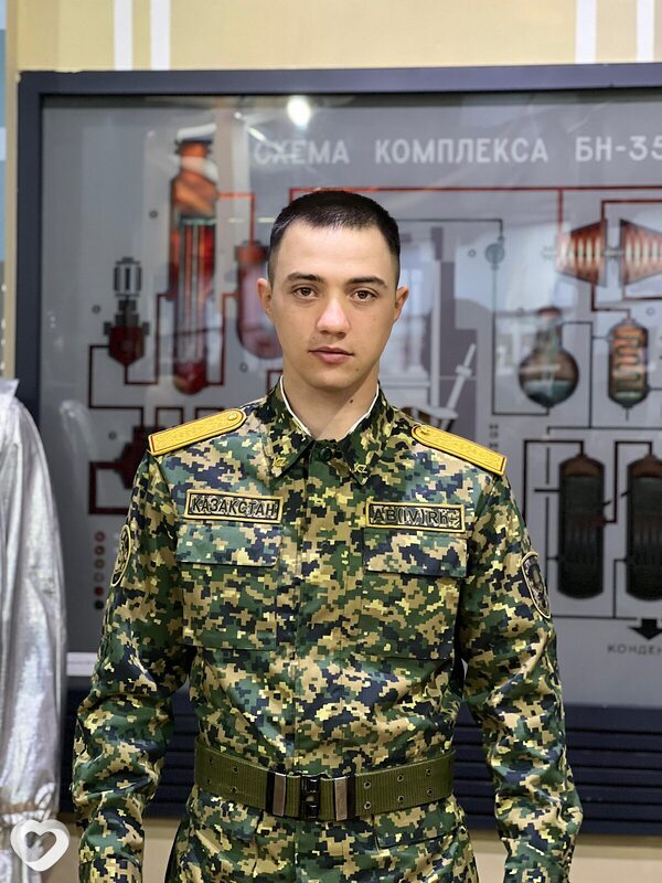 Михаил, 23, Шымкенте — анкета №2314412