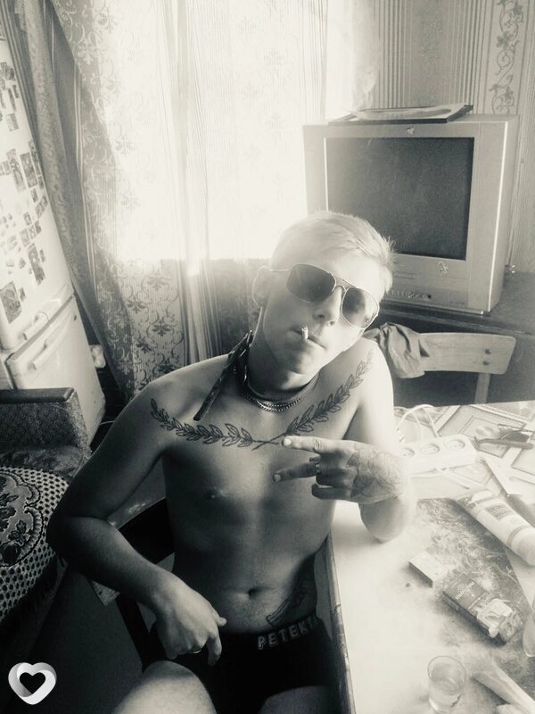 Алексей, 20, Льгове — анкета №2315282