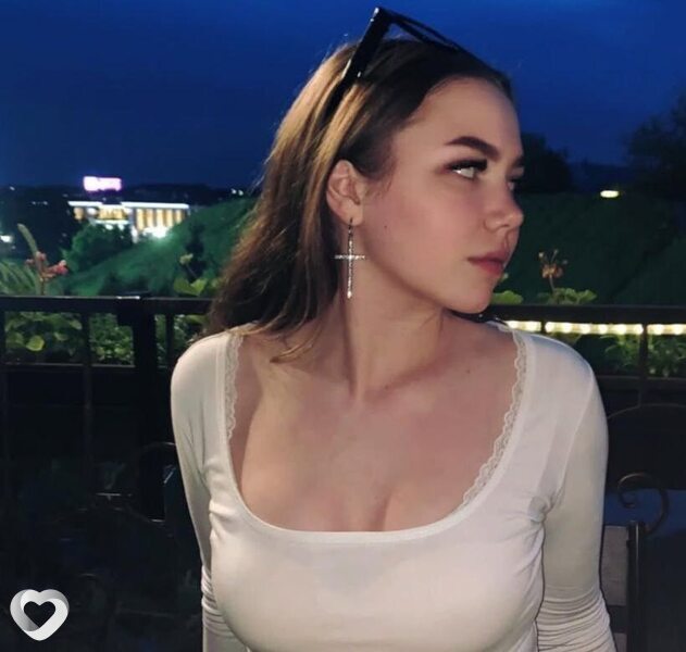 Виктория, 20, Москве — анкета №2315308