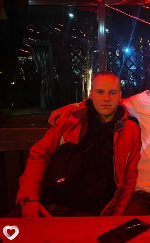 Кирилл, 28, Сургуте — анкета №2316122