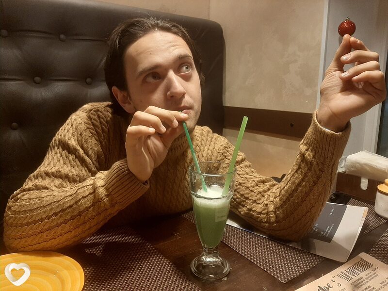 Илья, 24, Череповце — анкета №2316757
