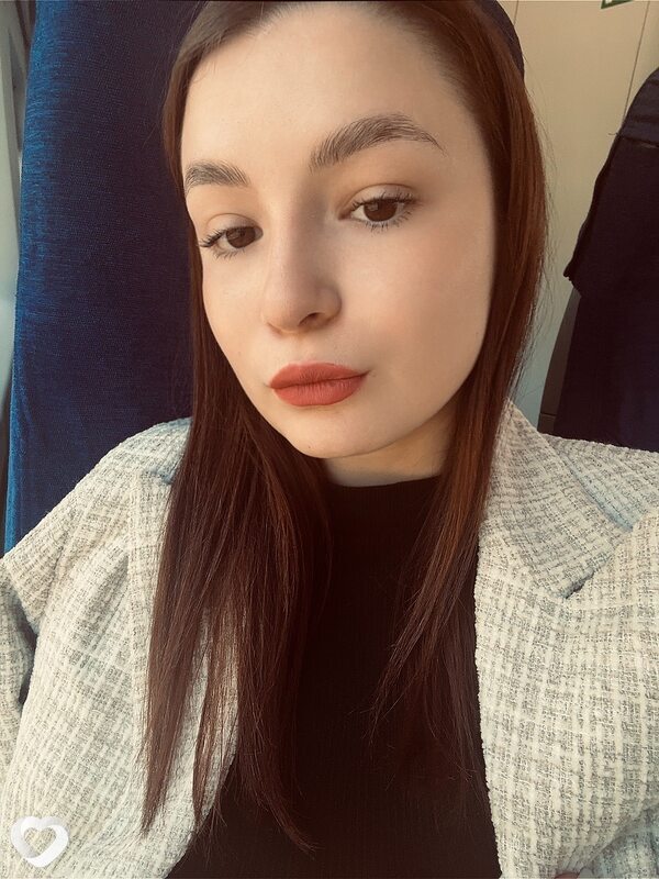 Юлия, 20, Барнауле — анкета №2316842