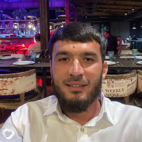 Johongir, Рига